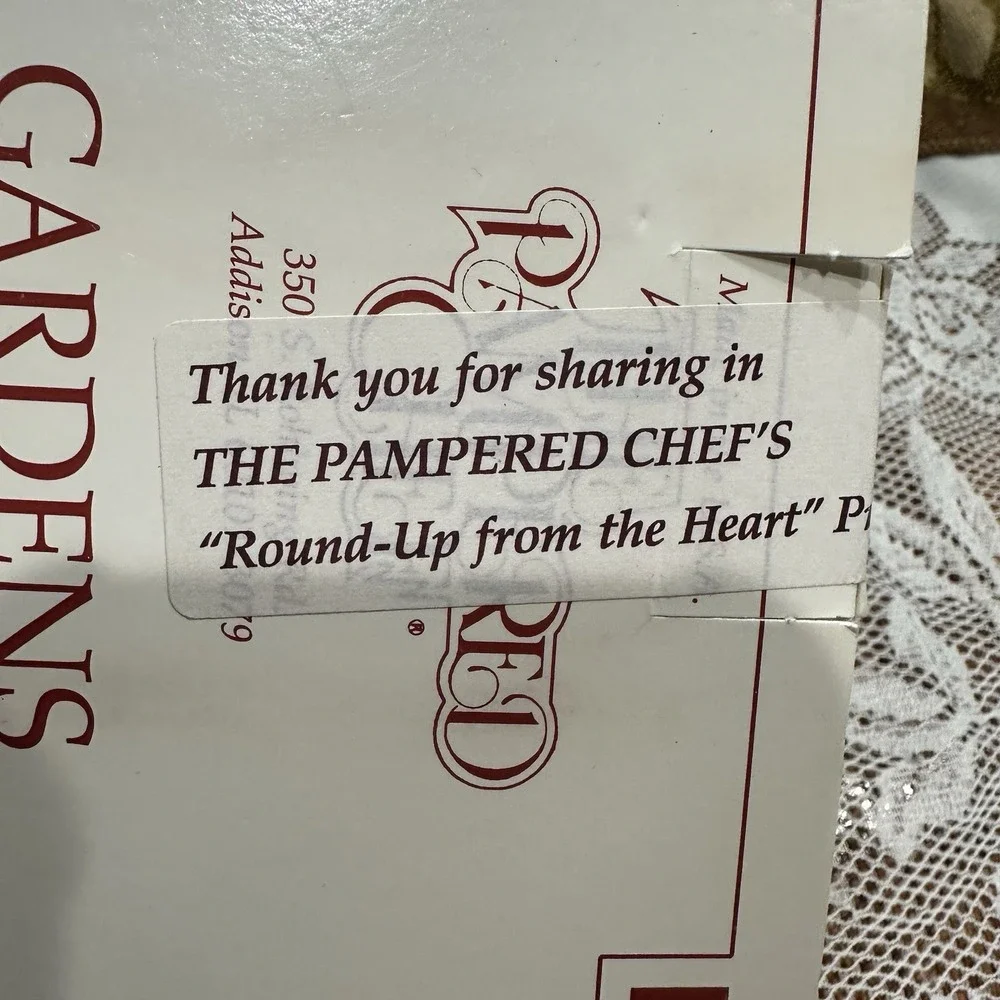 Vintage 1996 The Pampered Chef Gardens of The Heart Clay Cookie Mold New‎ In Box